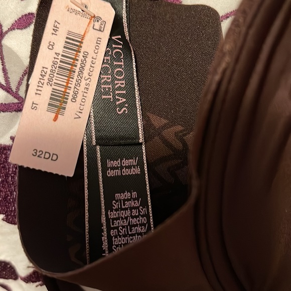 Victoria Secret Sexy Illusion light padded Bra - Picture 3 of 5